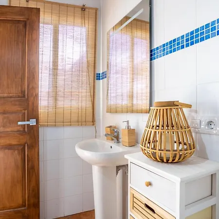 Estudio Paraiso Jover La Laguna (Tenerife)