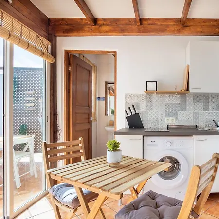 Estudio Paraiso Jover * La Laguna (Tenerife)